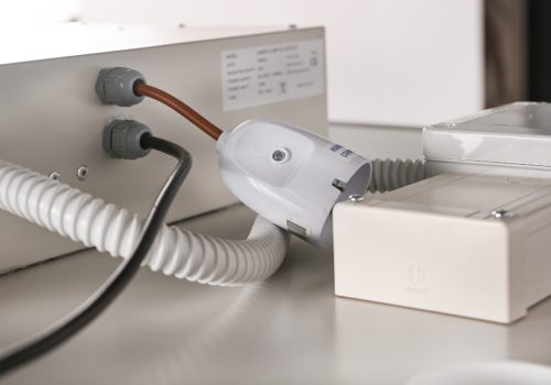 Tortuga room - humid.cable connector
